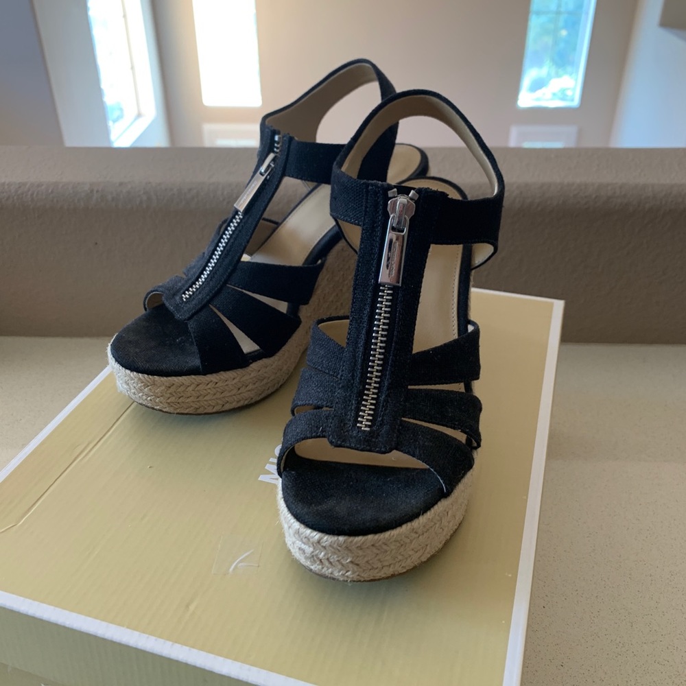 Michael kors berkley platform wedge size 6